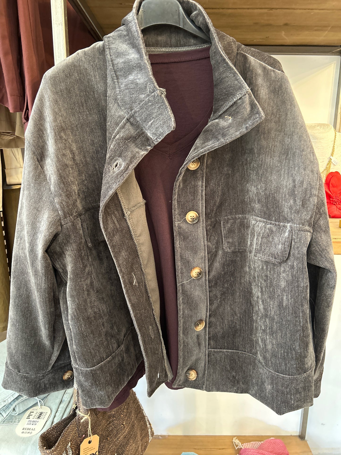 CHAQUETA BOLSILLO CHENILLA