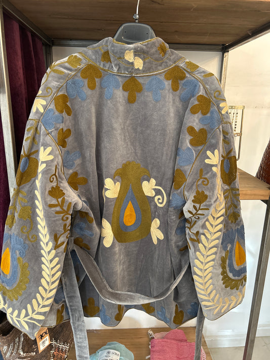 CHAQUETA BORDADA VAQUERO