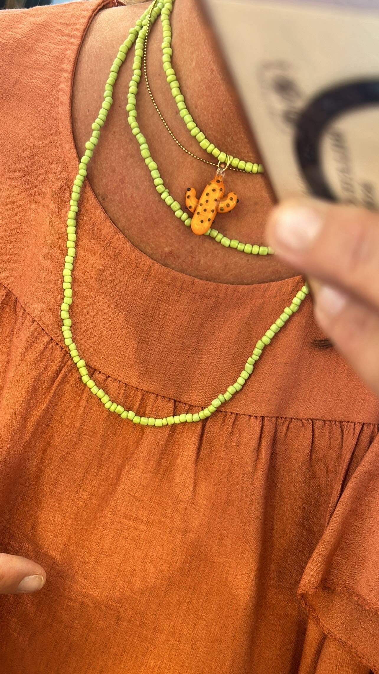 Collar cactus naranja